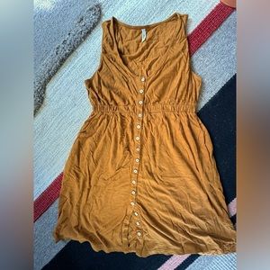 Wishlist button front midi dress size Large